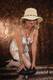 hat in white